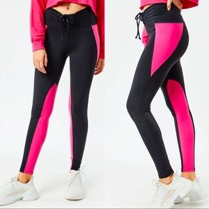 Price Drop⚡️Year of Ours Color Block Pink Leggings